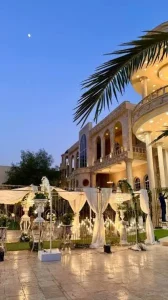 نمونه‌کار